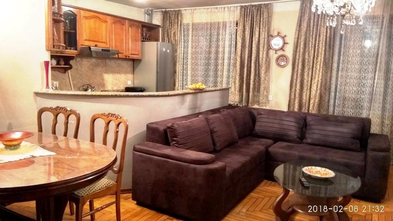 Apartment K. Gamsakhurdia St. Batumi Exteriér fotografie